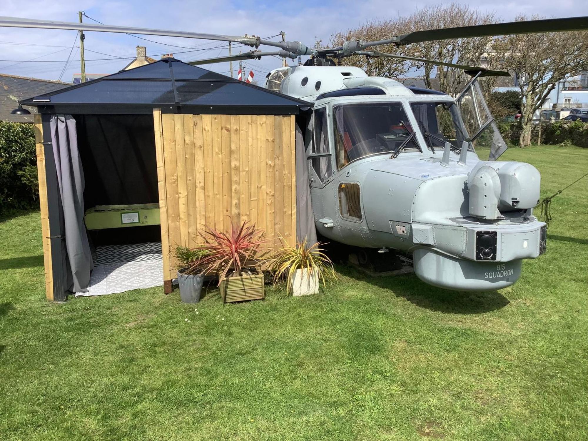Haelarcher Helicopter Glamping Helston Exterior foto